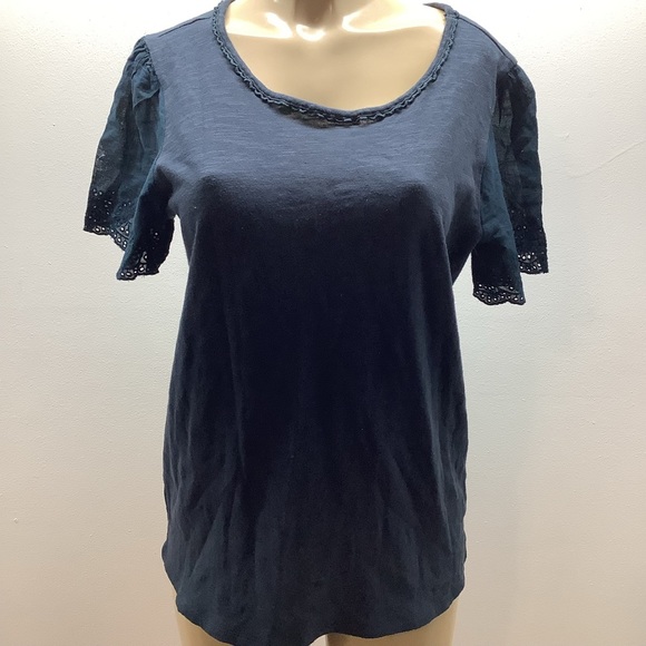 NY Collection Size Medium Blue Eyelet Sleeve Women's Blouse. New With Tags - Picture 1 of 5